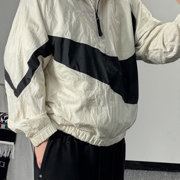 나이키 빅스우시 바람막이 자켓