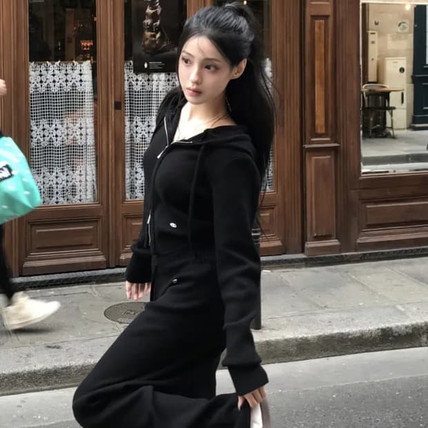 카키포인트 베이직 니트 팬츠 판매해요 트레이닝 바지 니트팬츠