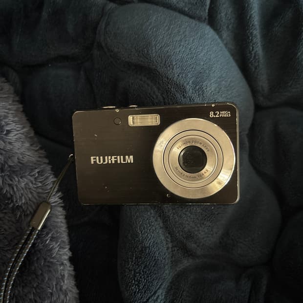 후지필름 파인픽스 j10