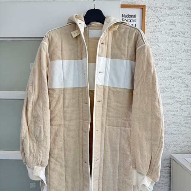 [헬무트 랭] Helmut Lang 후드 퀼팅 코트 이탈리안 패브릭 S