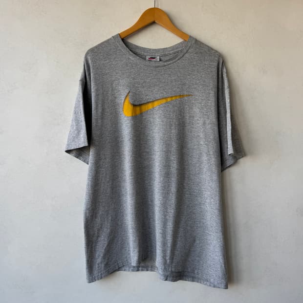 90s 나이키 스우시 티셔츠
