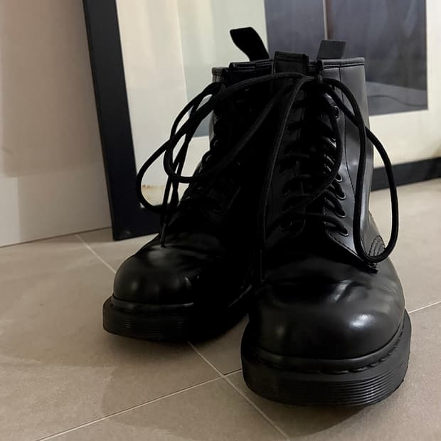 닥터마틴 1460 모노 260