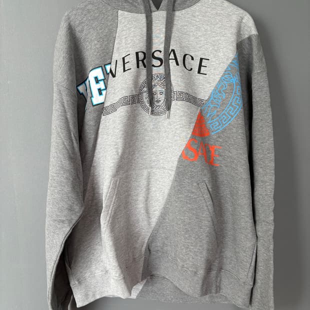 베르사체 후드티셔츠