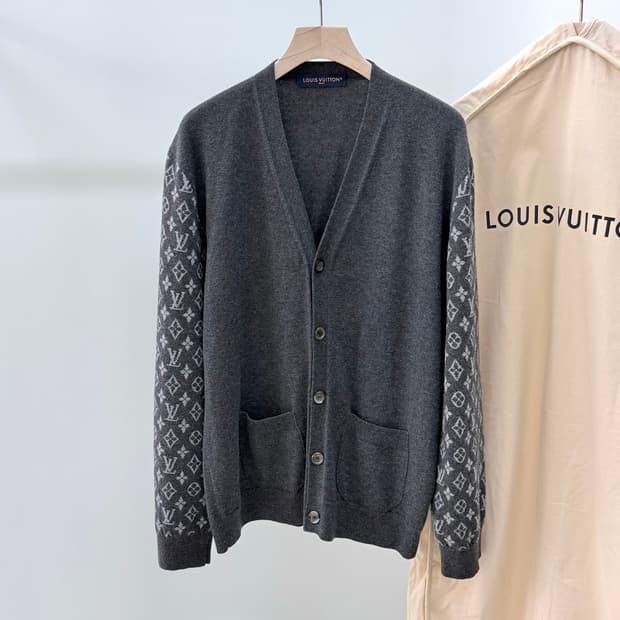 [S+급/2XL] 루이비통 모노그램 캐시미어 가디건 그레이