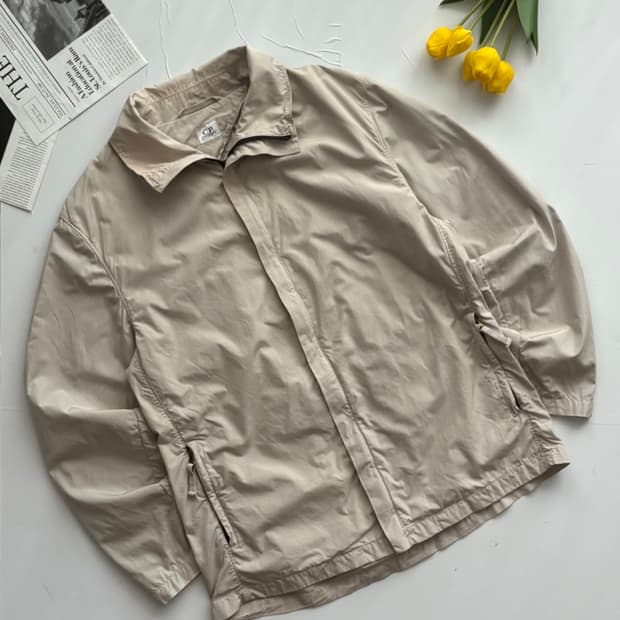 CP 컴퍼니 90‘s 빈티지 베이지 바람막이