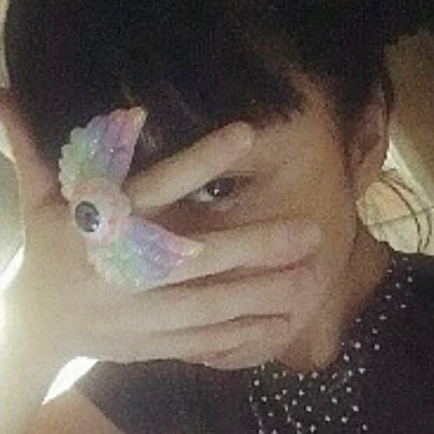 눈알 날개 반지