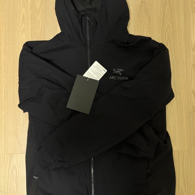 아크테릭스 아톰 후디 블랙