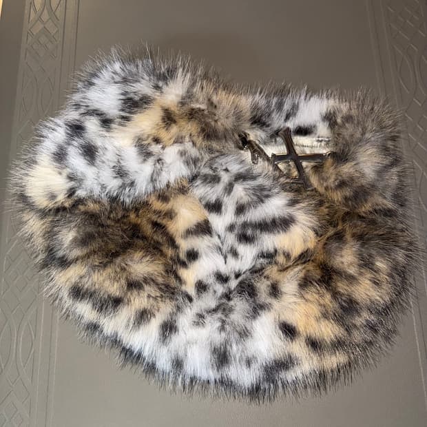 1xblue 레오파드 퍼 숄더백