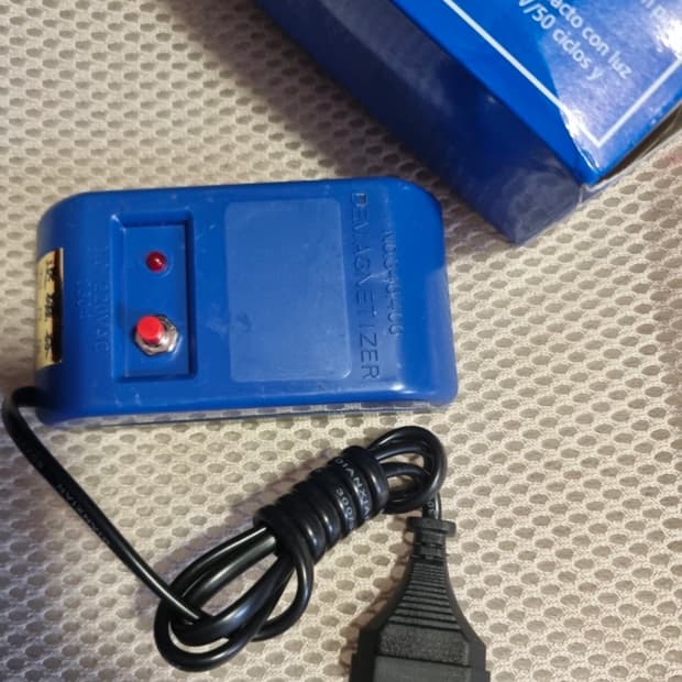 시계 오차발생 수리기. 자성 제거기 탈자기 