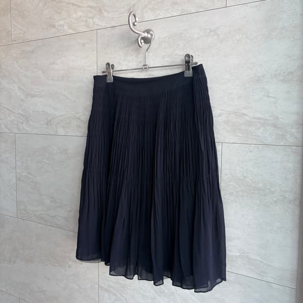 navy pleated chiffon skirt