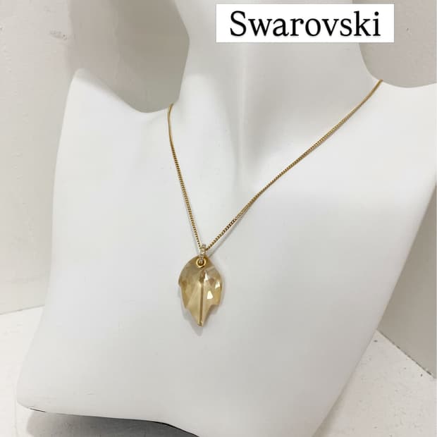 스와로브스키 leaf 팬던트 목걸이