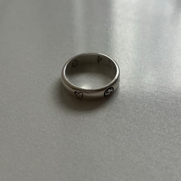 구찌 블라인드포러브 반지 18호