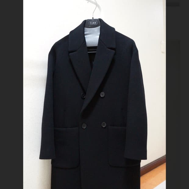 TIME 블랙 더블 코트