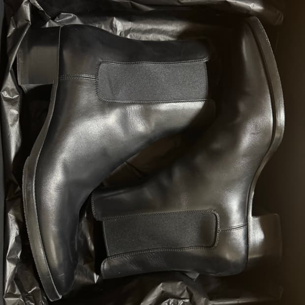 생로랑 와이어트 40 첼시부츠 42