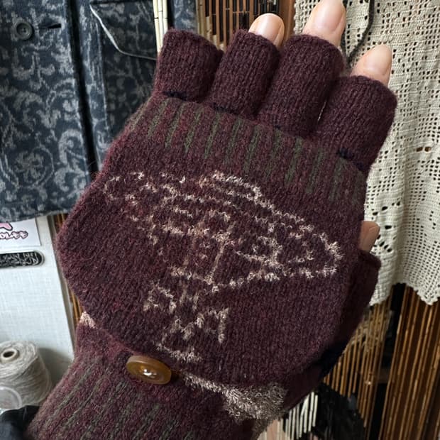 vivienne westwood open finger glove