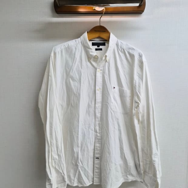 XL) 타미힐피거 vintage fit 화이트셔츠 팝니다