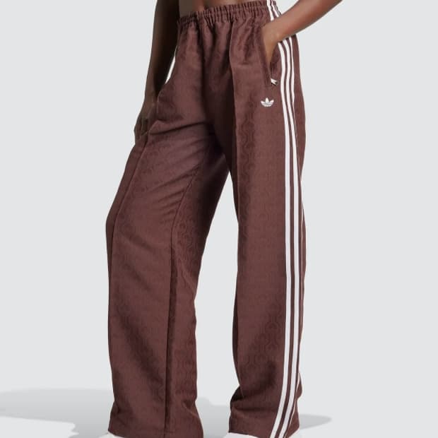 [[여성 M,24년,새상품급] 아디다스 70S 오버사이즈 트랙팬츠p118