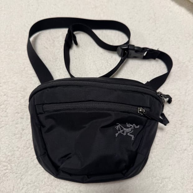 아크테릭스 맨티스 1 웨이스트팩 블랙