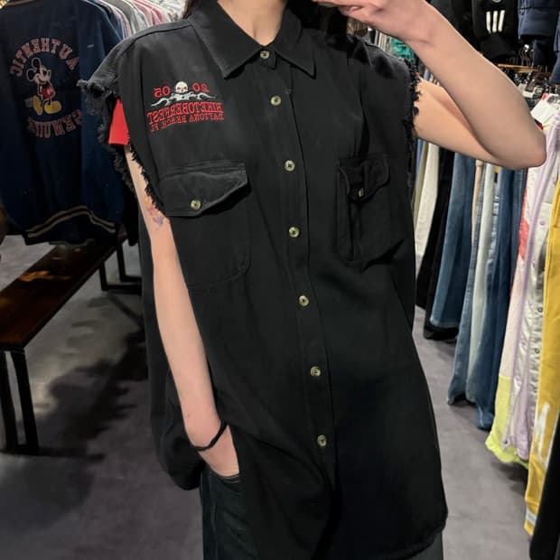 [IM] vtg 스컬 프린팅 컷오프 셔츠 베스트 블랙