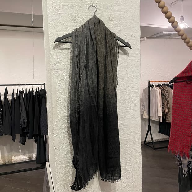 엠포리오 아르마니 주름가공 머플러