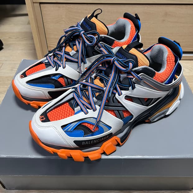 발렌시아가 트랙 스니커즈 오렌지 그레이 42사이즈