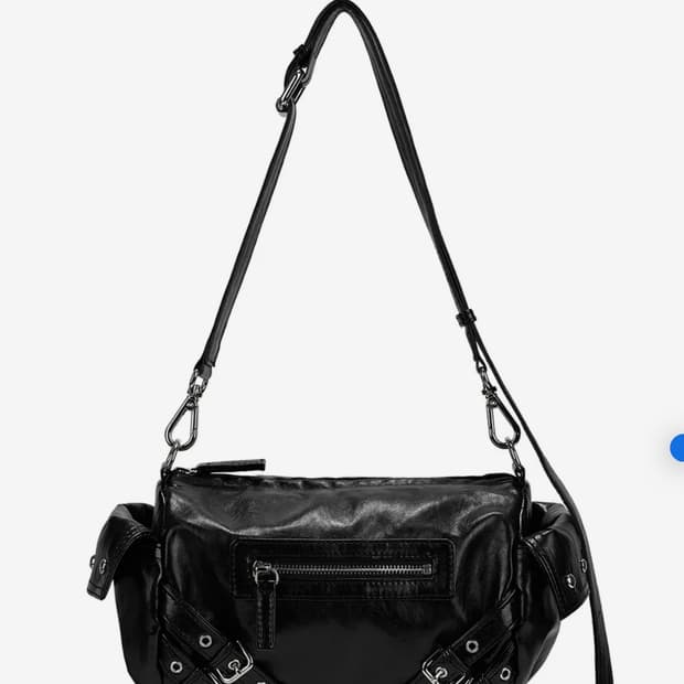 다이닛 STUD POCKET BAG IN BLACK 스터드 가방 다이닛 