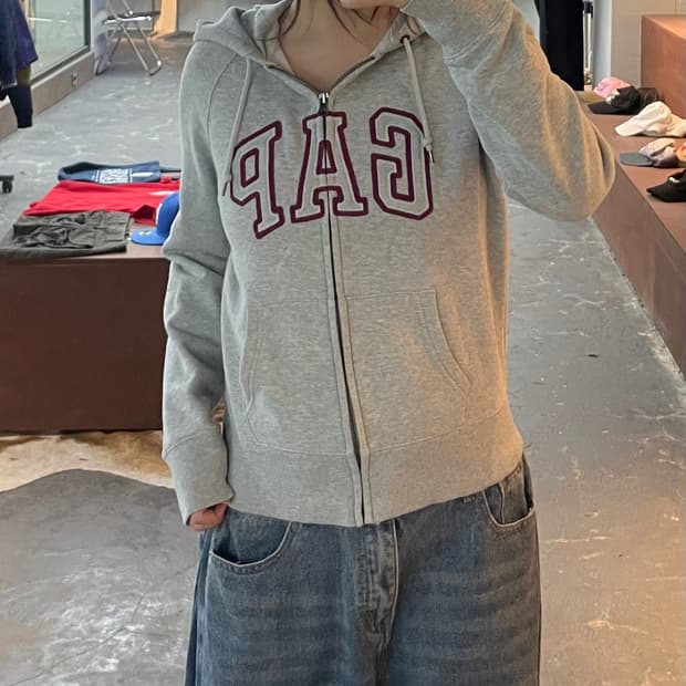 갭 로고 그레이 후드집업 H2416