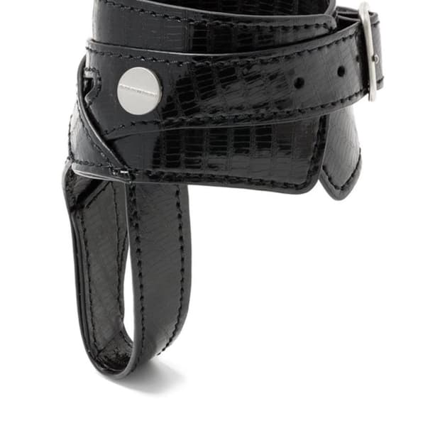 키코코스타디노브 마르쿠타 팔찌