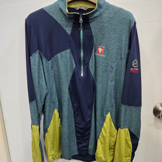 105,XL)) BLACK YAK 블랙야크 얇은 긴팔티셔츠!