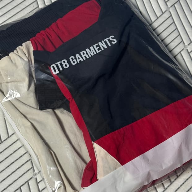 QT8 바람막이