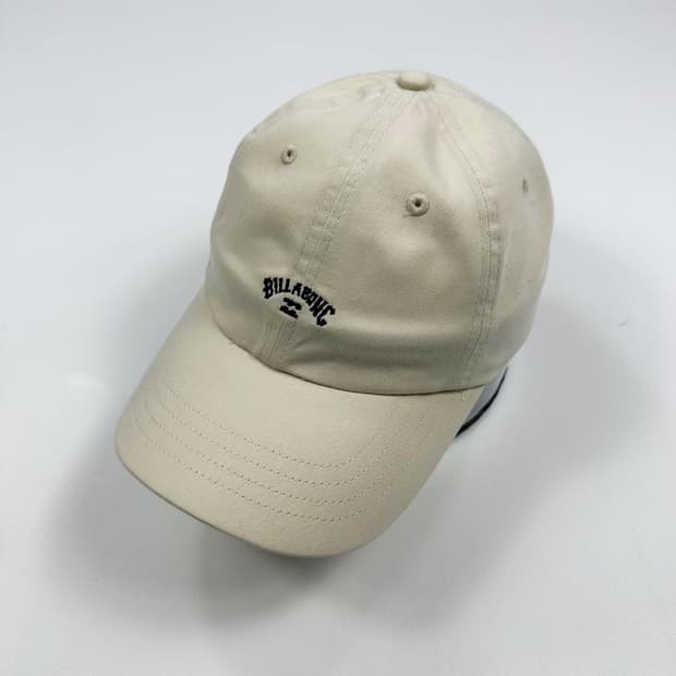 빌라봉 아치로고 아이보리 볼캡 모자