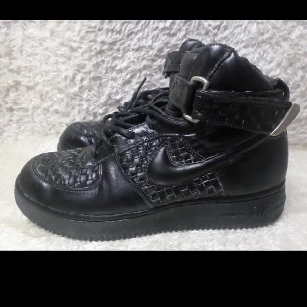 나이키 에어포스1 럭스포스 블랙 원판