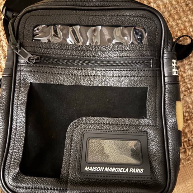 마르지엘라 데코르티케 크로스백