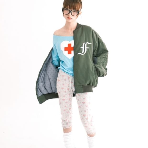 샵페어리 봄버자켓 카키