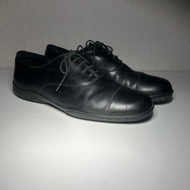 프라다 스포츠 아카이브 더비