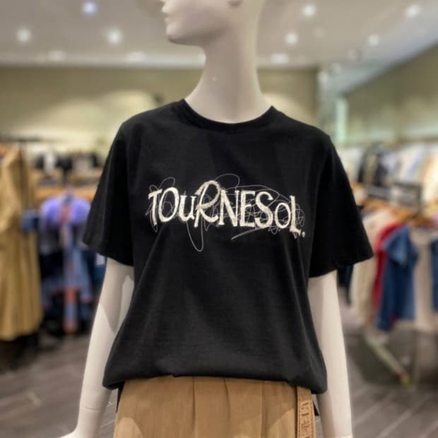 오즈세컨 23 그래픽 비딩 반팔 티셔츠