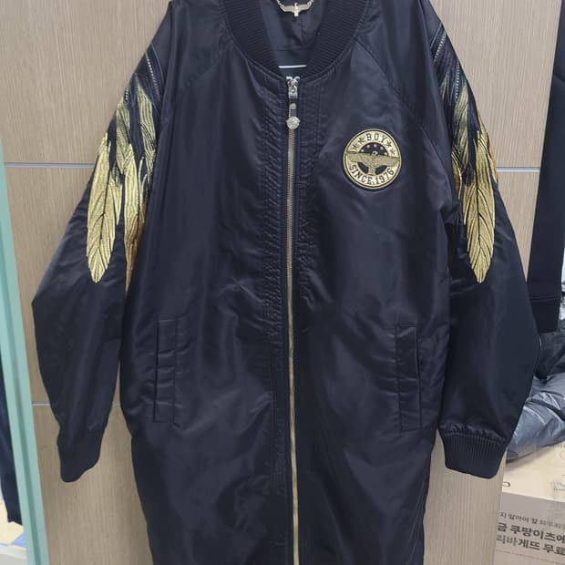 보이런던 롱 봄버 자켓 블랙 색상