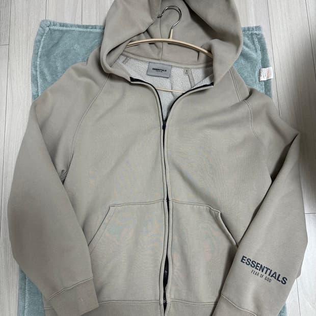 [S] 에센셜 후드집업