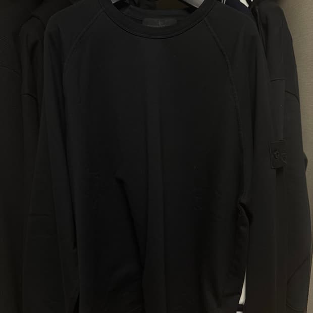 스톤아일랜드 고스트피스 스웻셔츠 새상품