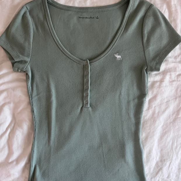 아베크롬비 헨리넥 티셔츠