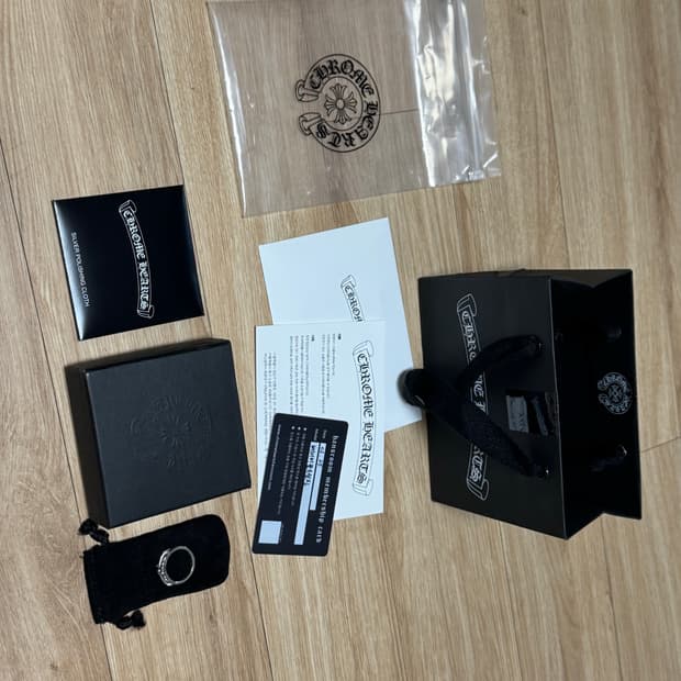 크롬하츠 베이비플로랄링 us 8호 팝니다