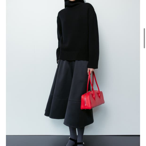 오르 울100 터틀넥 풀오버 블랙