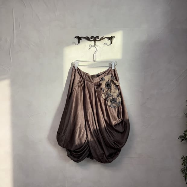 Brown flower draped silk balloon skirt