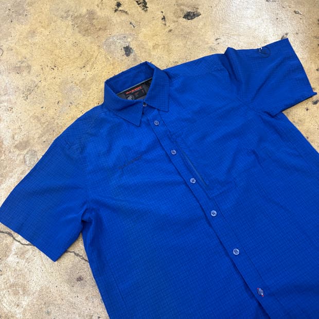 [정품/M] 마무트 블루 체크패턴 반팔 셔츠 b14