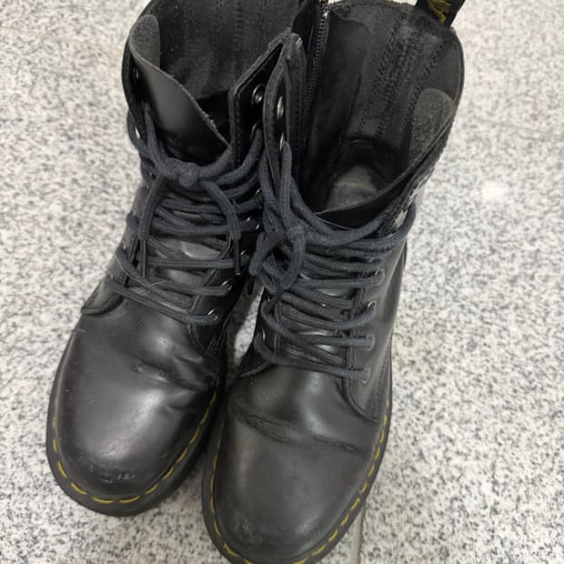 닥터마틴 제이든 240