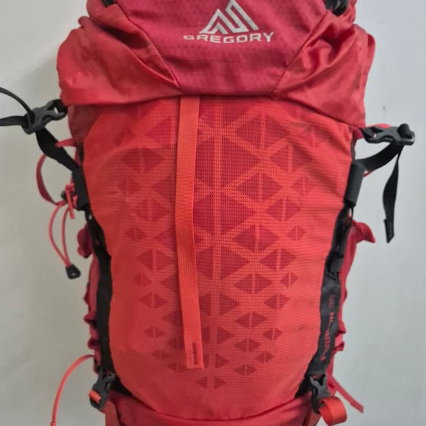 그레고리 파라곤 38L 배낭
