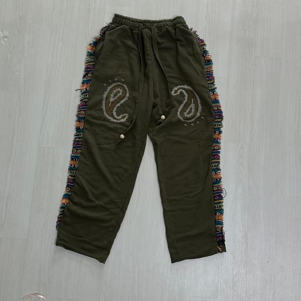 에씰미 페이즐리 스웻팬츠