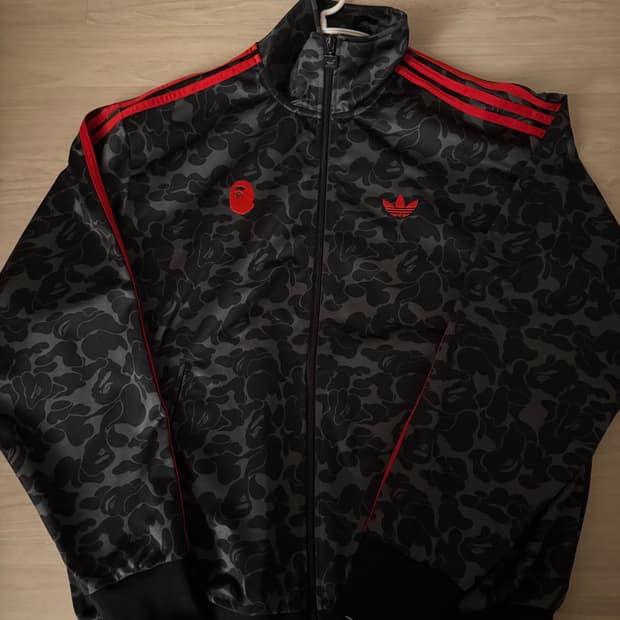 아디다스 베이프 트랙탑 블랙 KR XL사이즈 팝니다-!