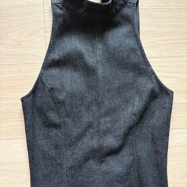 ZARA 데님 하이넥 슬리브리스 탑 S