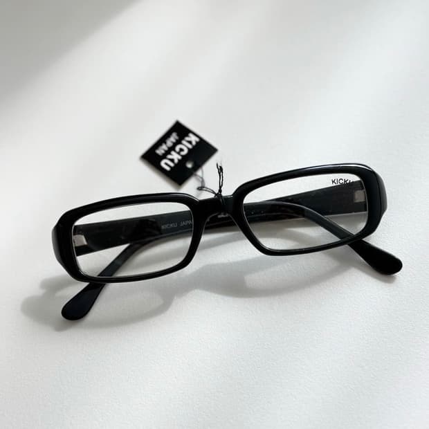 KICKU 뿔테 스퀘어 빈티지 안경
